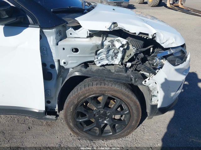 Jeep Compass Altitude Fwd 2022 3C4NJCBB5NT198166 Image 6