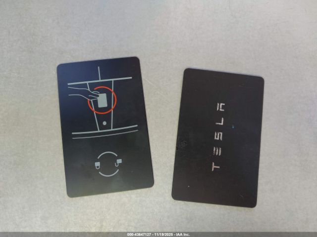 2023 TESLA MODEL Y 7SAYGDEEXPA032489 Photo 10