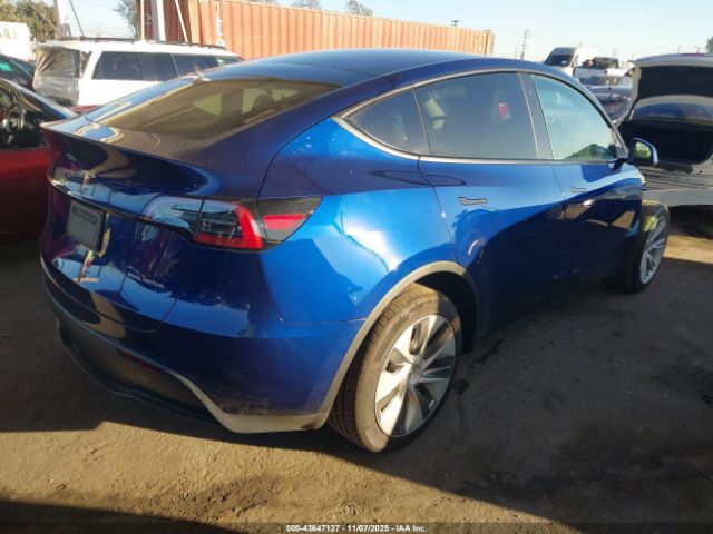 2023 TESLA MODEL Y 7SAYGDEEXPA032489 Photo 3