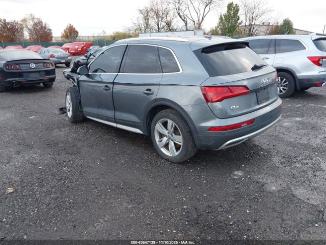 2019 AUDI Q5 WA1BNAFY1K2075370 Photo 2