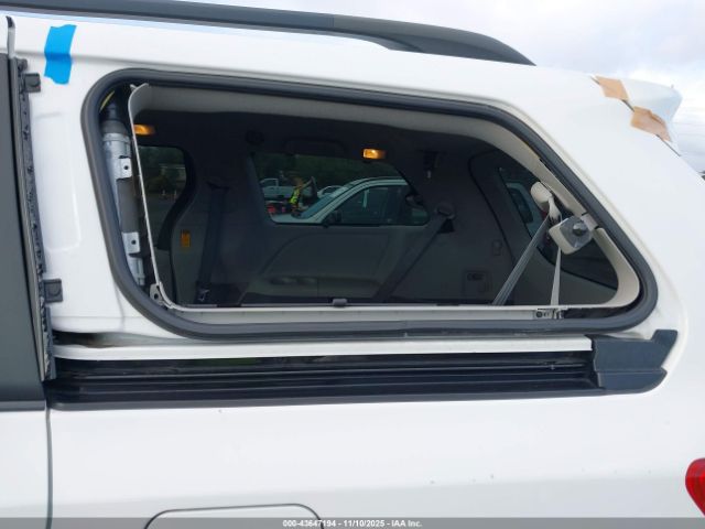 2014 TOYOTA SIENNA 5TDKK3DC5ES418390 Photo 5