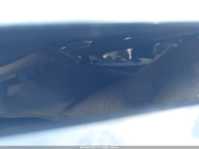 2015 TESLA MODEL S 5YJSA1H2XFF089815 Photo 9