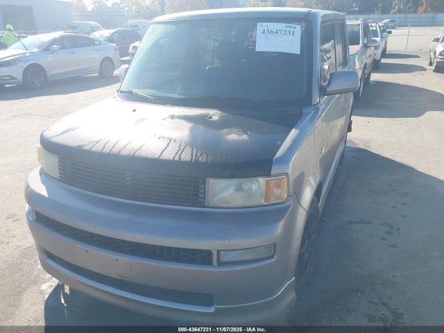 43647231 :رقم المزاد ، JTLKT324250204957 vin ، 2005 Scion Xb مزاد بيع