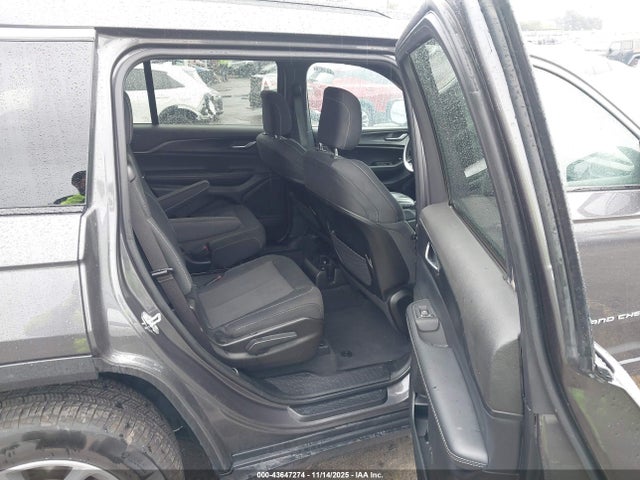 1C4RJJAG6R8599698 Jeep Grand Cherokee L Laredo X 4x2
