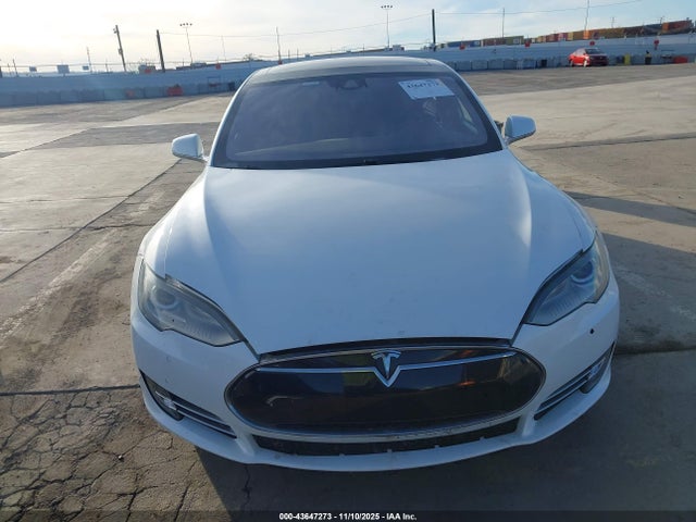 Tesla MODEL S 2015 5YJSA1E13FF120186 Image 11