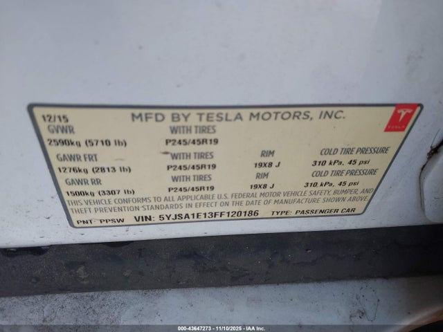 2015 TESLA MODEL S 5YJSA1E13FF120186 Photo 8