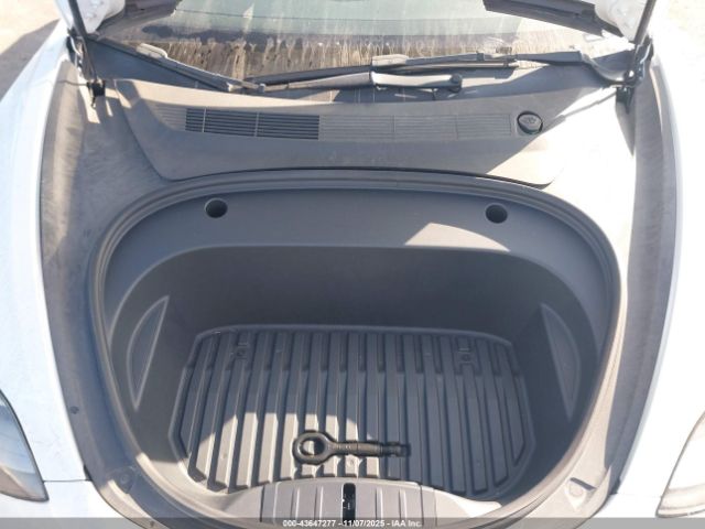 2023 TESLA MODEL 3 5YJ3E1EC5PF480684 Photo 9
