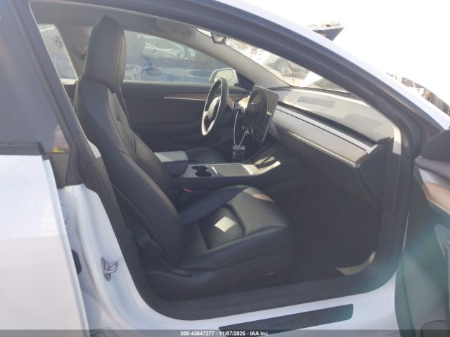 2023 TESLA MODEL 3 5YJ3E1EC5PF480684 Photo 4