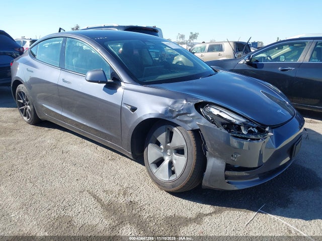 2023 TESLA MODEL 3 5YJ3E1EAXPF679230 Photo 0