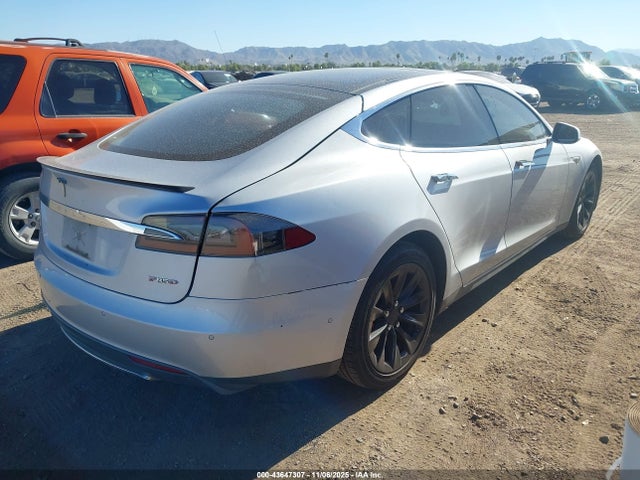 2015 TESLA MODEL S 5YJSA1H21FFP79856 Photo 3