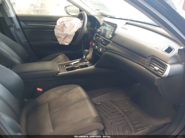 Продажа на аукционе авто 2018 Honda Accord Ex, vin: 1HGCV1F49JA260098, номер лота: 43647414