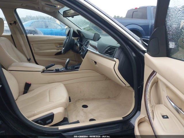 43647514 :رقم المزاد ، WBA3A5G52FNP35287 vin ، 2015 Bmw 328i مزاد بيع