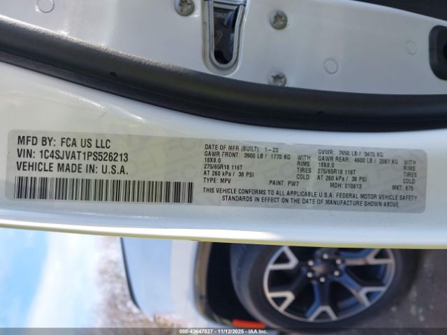 2023 JEEP WAGONEER 1C4SJVAT1PS526213 Photo 8