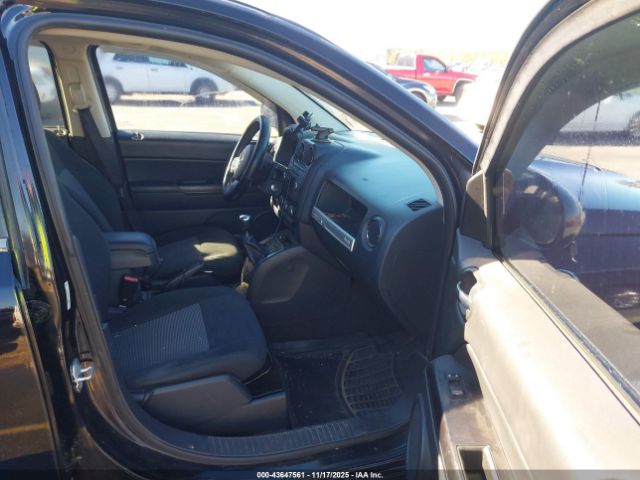 2014 JEEP COMPASS 1C4NJCBA6ED643236 Photo 4