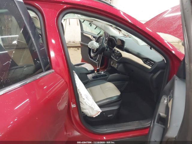 2021 FORD ESCAPE 1FMCU9J93MUA62196 Photo 4