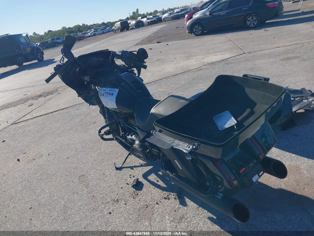 Harley-Davidson FLTRX 2024 1HD1KH712RB656924 Image 3