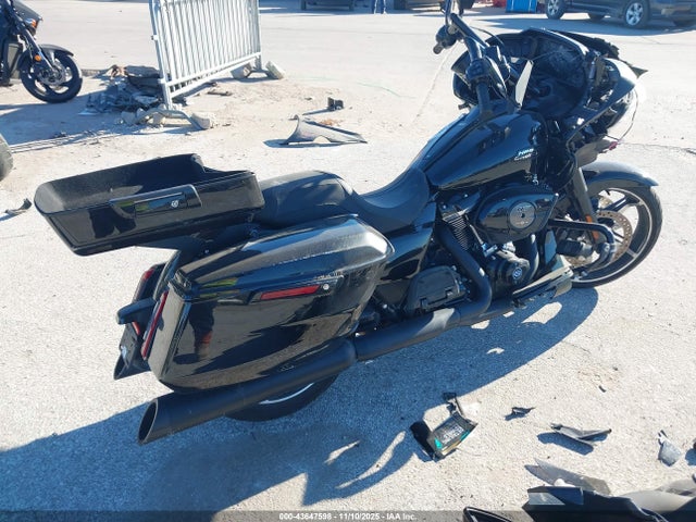 Harley-Davidson FLTRX 2024 1HD1KH712RB656924 Image 4