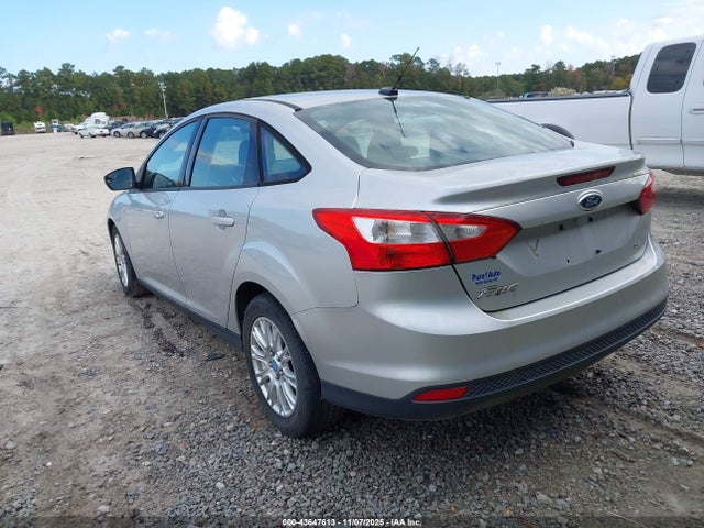 Продаж на аукціоні авто 2012 Ford Focus Se, vin: 1FAHP3F24CL107876, номер лоту: 43647613