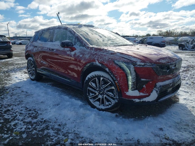 2025 CADILLAC OPTIQ 3GYK3GMR5SS137877 Photo 0