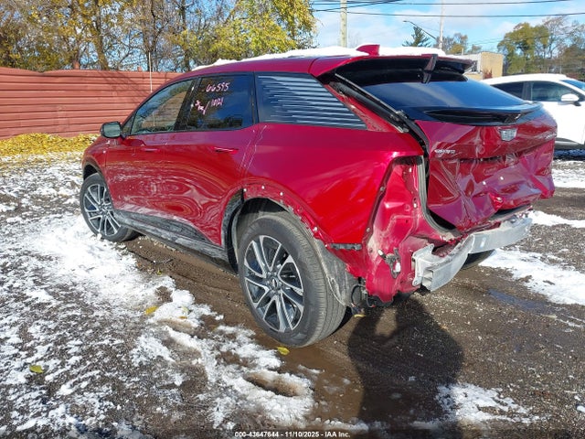 2025 CADILLAC OPTIQ 3GYK3GMR5SS137877 Photo 2