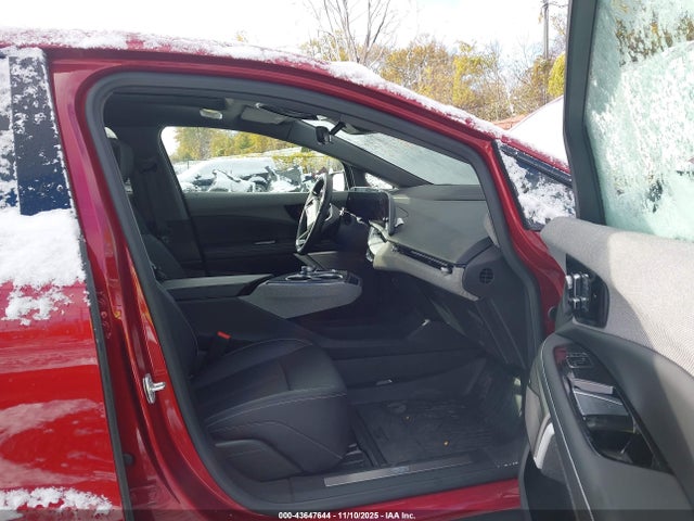 2025 CADILLAC OPTIQ 3GYK3GMR5SS137877 Photo 4