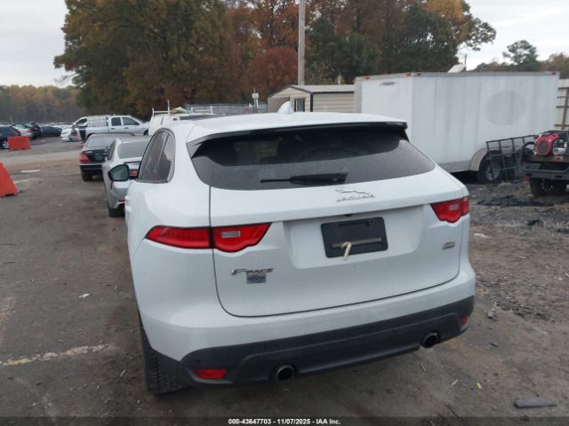 2017 JAGUAR F-PACE SADCJ2BV1HA897242 Photo 2