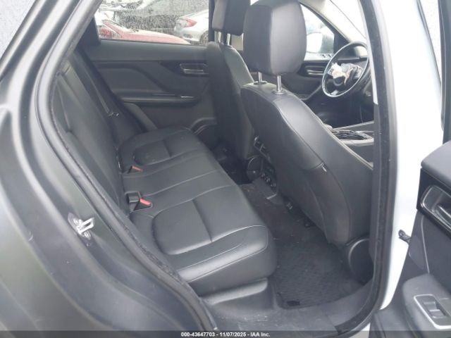 2017 JAGUAR F-PACE SADCJ2BV1HA897242 Photo 7