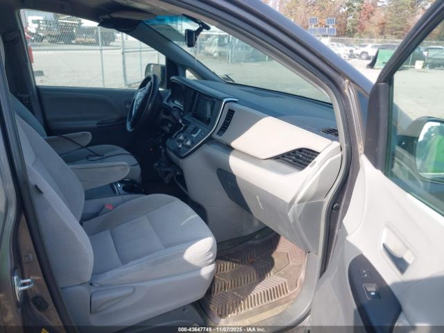 2015 TOYOTA SIENNA 5TDKK3DC2FS610433 Photo 4