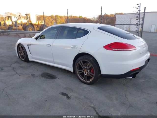 2014 PORSCHE PANAMERA WP0AC2A78EL073044 Photo 2