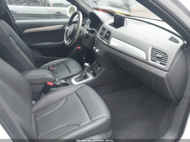 2018 AUDI Q3 WA1JCCFS0JR012761 Photo 4