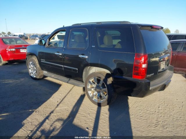 2011 CHEVROLET TAHOE 1GNSCCE0XBR171001 Photo 2