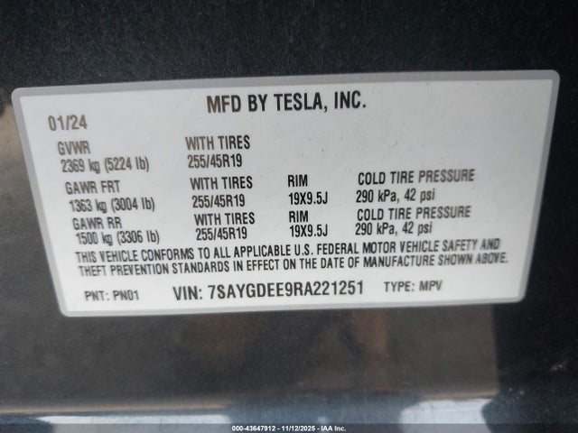 2024 TESLA MODEL Y 7SAYGDEE9RA221251 Photo 8