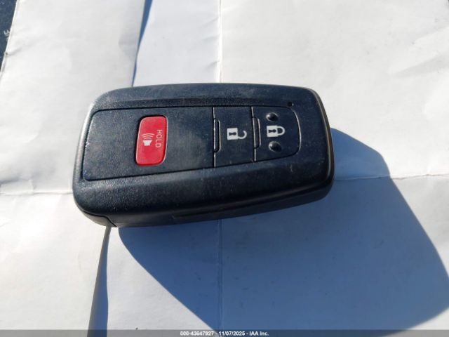 2022 TOYOTA PRIUS JTDKAMFU8N3184665 Photo 10