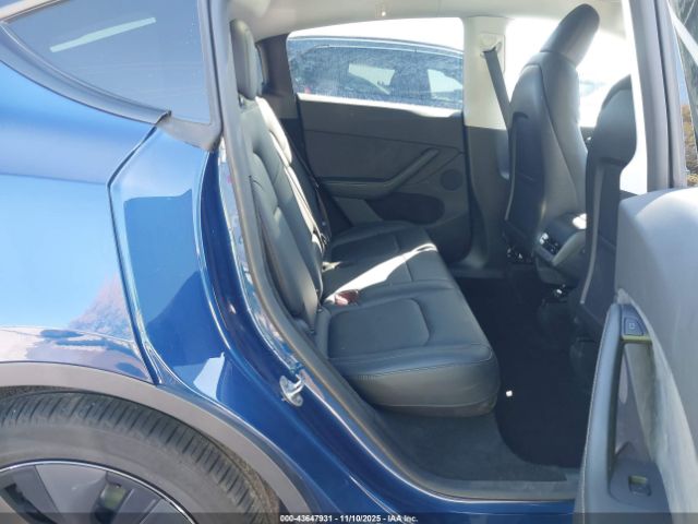 2025 TESLA MODEL Y 7SAYGDED8SA355598 Photo 7
