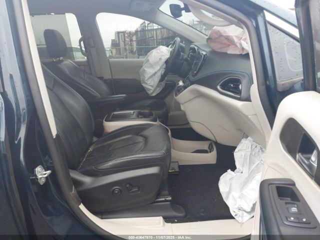 2021 CHRYSLER PACIFICA 2C4RC1BG9MR579984 Photo 4
