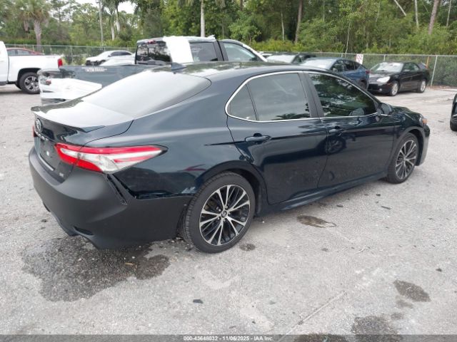 2019 TOYOTA CAMRY 4T1B11HK2KU261977 Photo 3