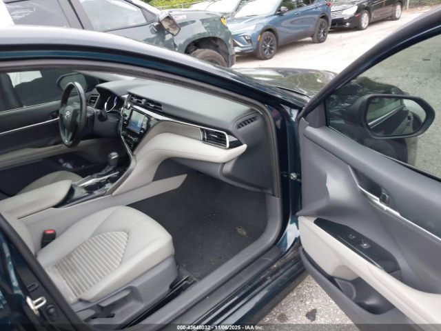2019 TOYOTA CAMRY 4T1B11HK2KU261977 Photo 4