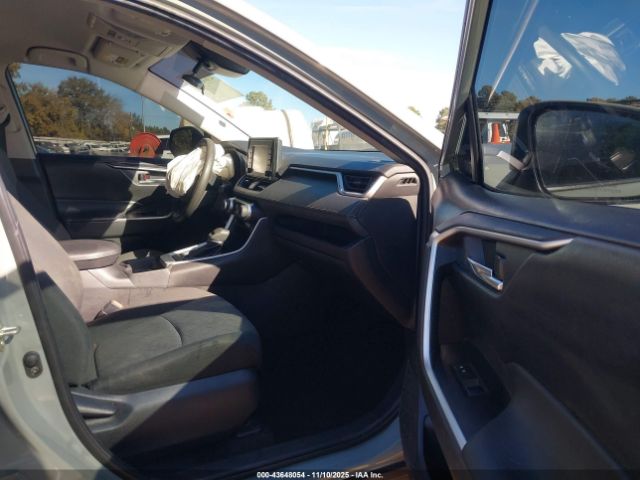 2020 TOYOTA RAV4 2T3W1RFV4LC072349 Photo 4