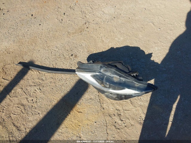 Lincoln MKZ 2015 3LN6L2G98FR618589 Image 11