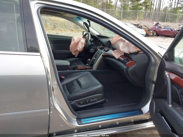 2010 ACURA RL JH4KB2F62AC001093 Photo 4