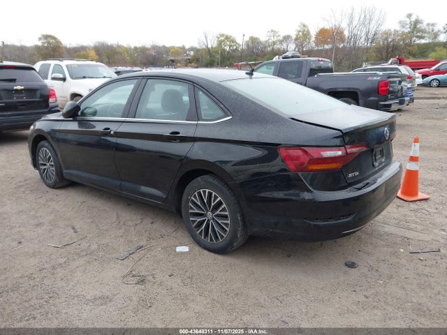 Продажа на аукционе авто 2019 Volkswagen Jetta 1.4t R-line/1.4t S/se, vin: 3VWCB7BU7KM163273, номер лота: 43648311