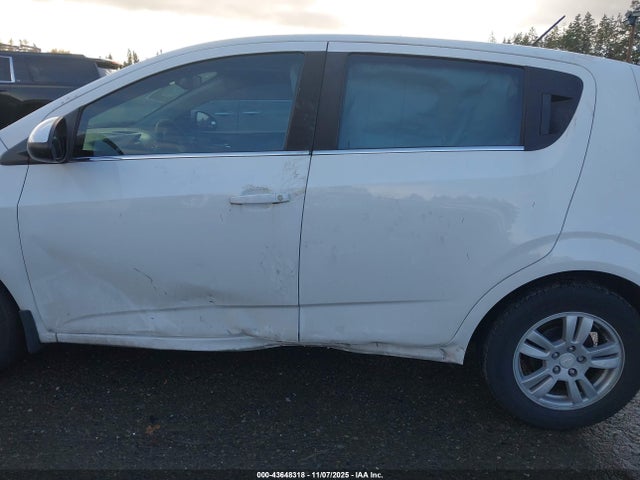 1G1JC6SH1G4172812 Chevrolet Sonic Lt Auto