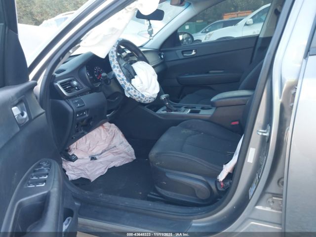 2018 KIA OPTIMA 5XXGT4L32JG236930 Photo 4