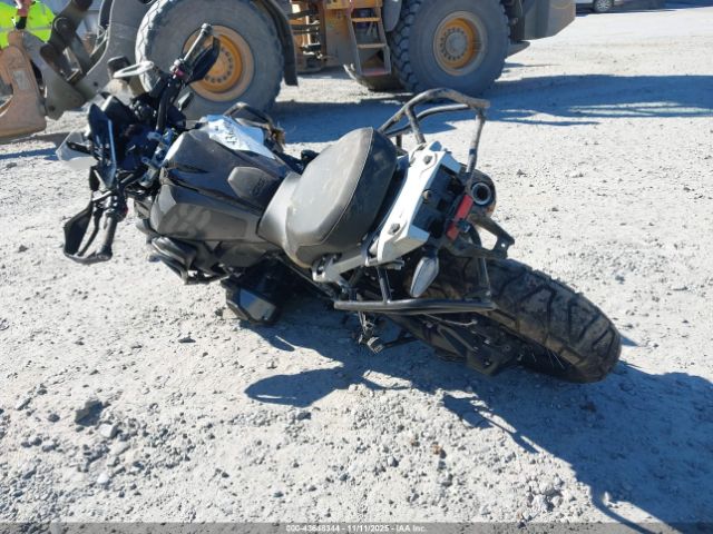 2023 BMW R 1250 WB10M030XP6G60473 Photo 2