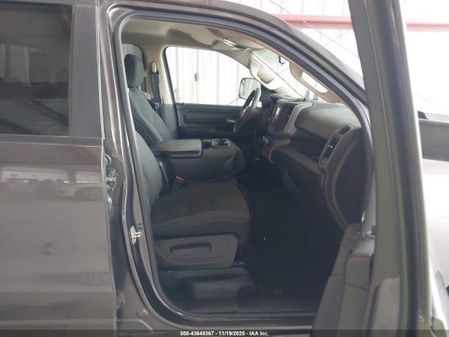 43648367 :رقم المزاد ، 1C6RRECT1KN666264 vin ، 2019 Ram 1500 Tradesman  4x2 6'4 Box مزاد بيع