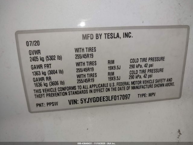 2020 TESLA MODEL Y 5YJYGDEE3LF017097 Photo 8