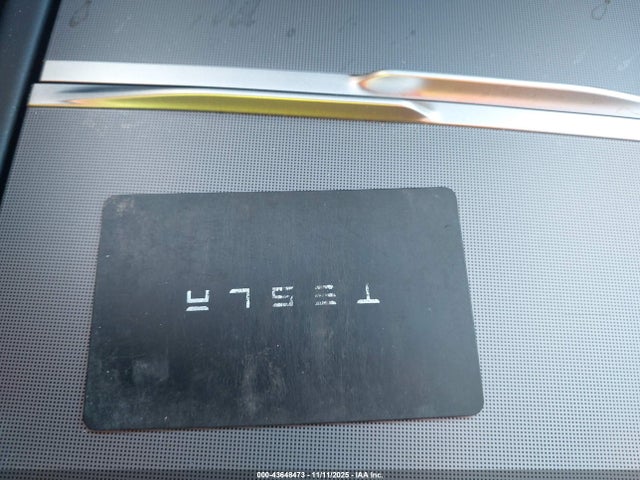 43648473 :رقم المزاد ، 5YJ3E1EAXSF902178 vin ، 2025 Tesla Model 3 Long Range Rear-wheel Drive/standard مزاد بيع