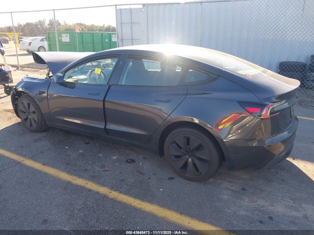 43648473 :رقم المزاد ، 5YJ3E1EAXSF902178 vin ، 2025 Tesla Model 3 Long Range Rear-wheel Drive/standard مزاد بيع