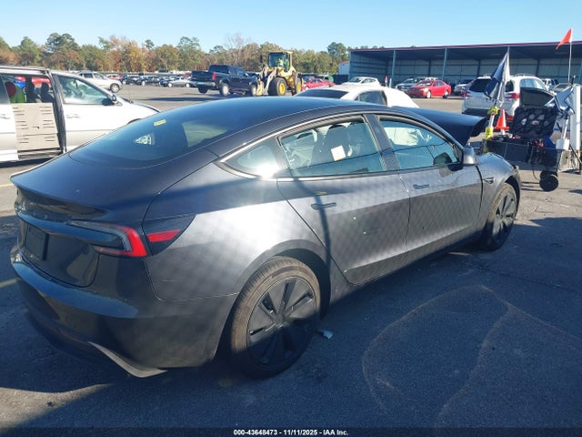 43648473 :رقم المزاد ، 5YJ3E1EAXSF902178 vin ، 2025 Tesla Model 3 Long Range Rear-wheel Drive/standard مزاد بيع