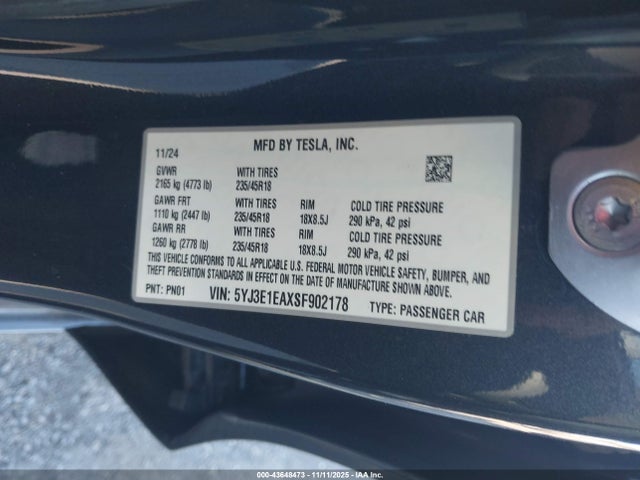43648473 :رقم المزاد ، 5YJ3E1EAXSF902178 vin ، 2025 Tesla Model 3 Long Range Rear-wheel Drive/standard مزاد بيع
